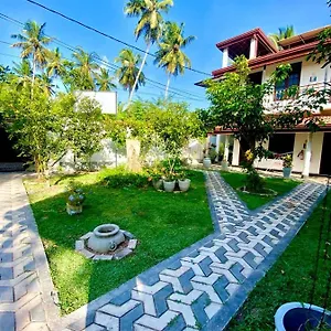 https://resort-dinu-lanka.kandyhotelsnow.com